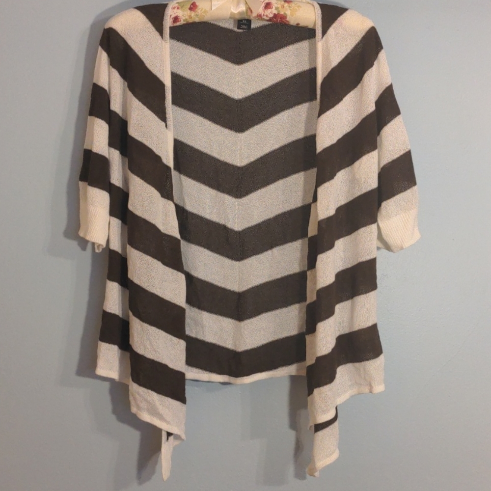 WHBM XL chocolate brown and pure white flyaway